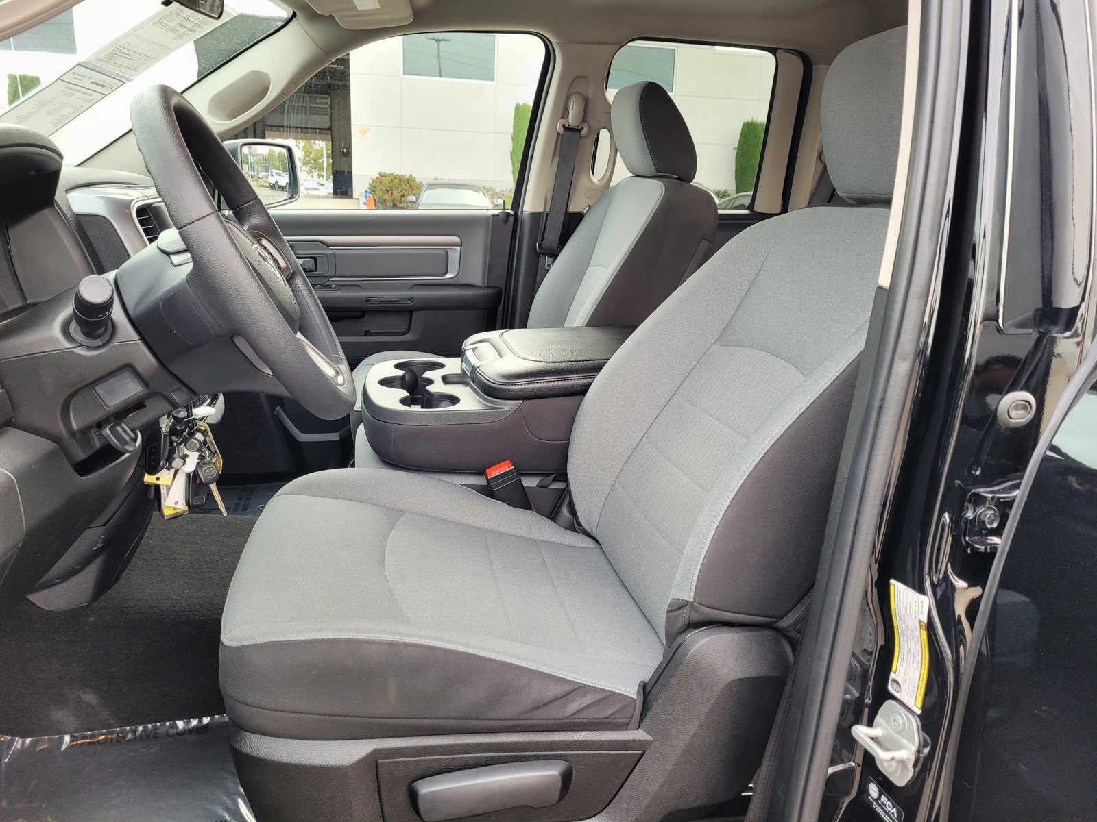 Used 2024 RAM 1500 Classic SLT image 13