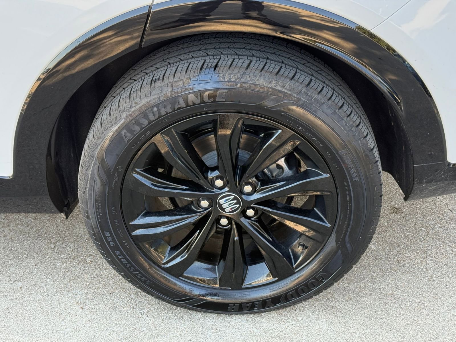 Used 2025 Buick Envista Sport Touring image 30