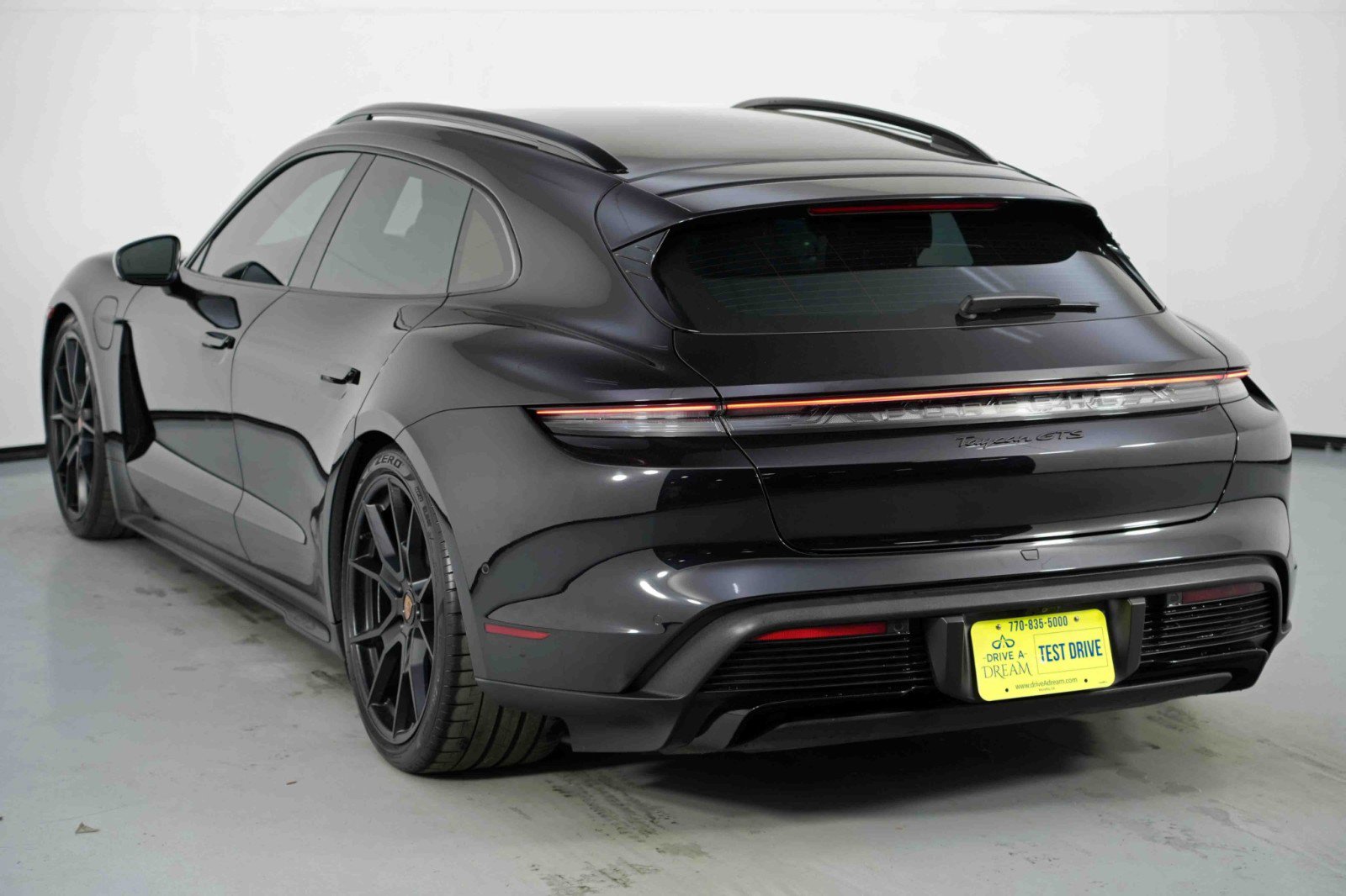 Used 2023 Porsche Taycan GTS AWD/4WD image 51