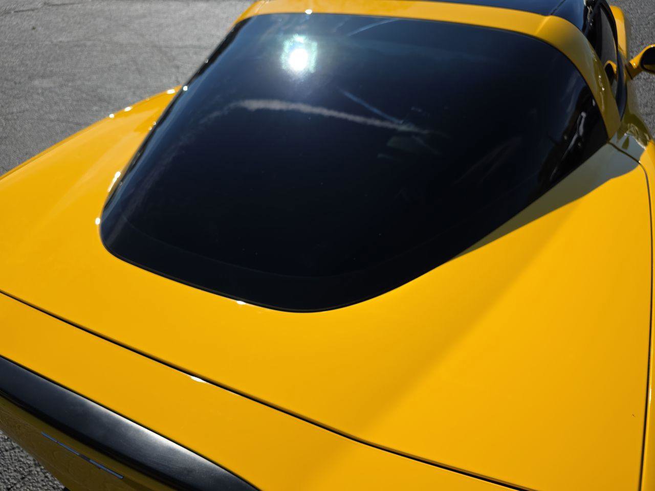 Used 2005 Chevrolet Corvette COUPE w/ Performance Handling Package image 40