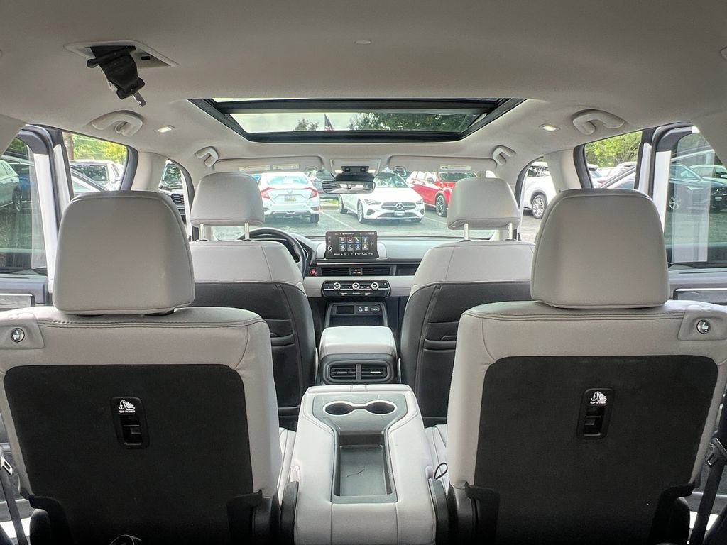 Certified 2024 Honda Pilot Touring image 27