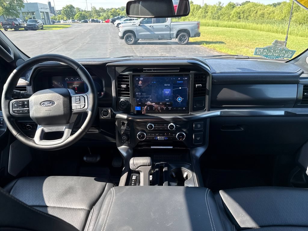 Used 2025 Ford F150 Lariat w/ Equipment Group 502A High AWD/4WD image 11