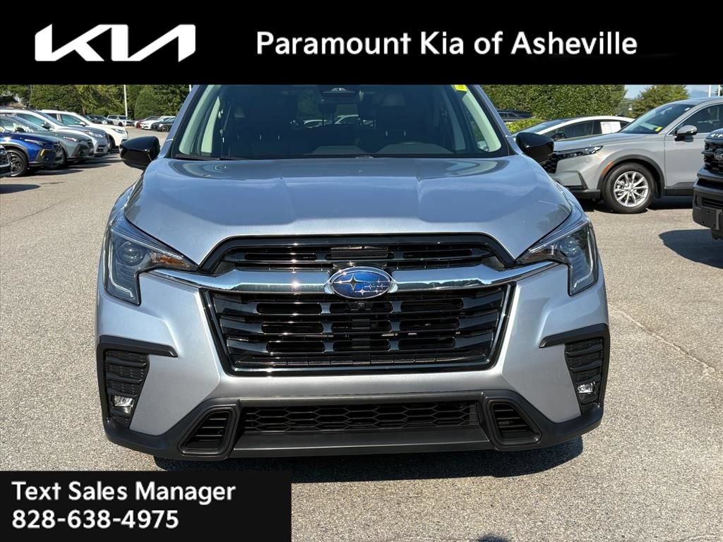 Used 2024 Subaru Ascent Limited w/ Technology Package AWD/4WD image 2