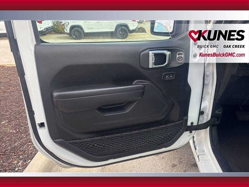 Used 2024 Jeep Wrangler Sport S image 8