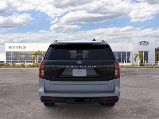 New 2026 Ford Expedition Max Active RWD image 5