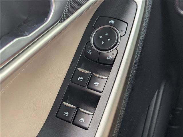 Used 2021 Ford Explorer XLT w/ Equipment Group 202A RWD image 14