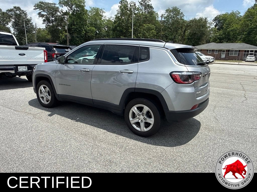 Used 2024 Jeep Compass Latitude AWD/4WD image 4