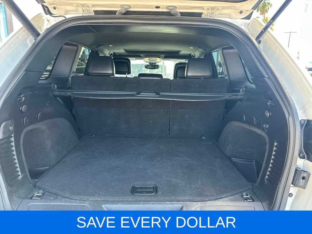 Used 2019 Jeep Grand Cherokee Altitude AWD/4WD image 5