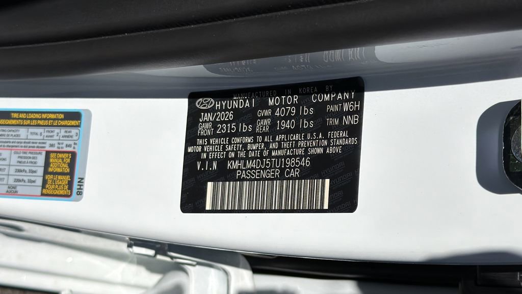 New 2026 Hyundai Elantra Sport FWD image 32