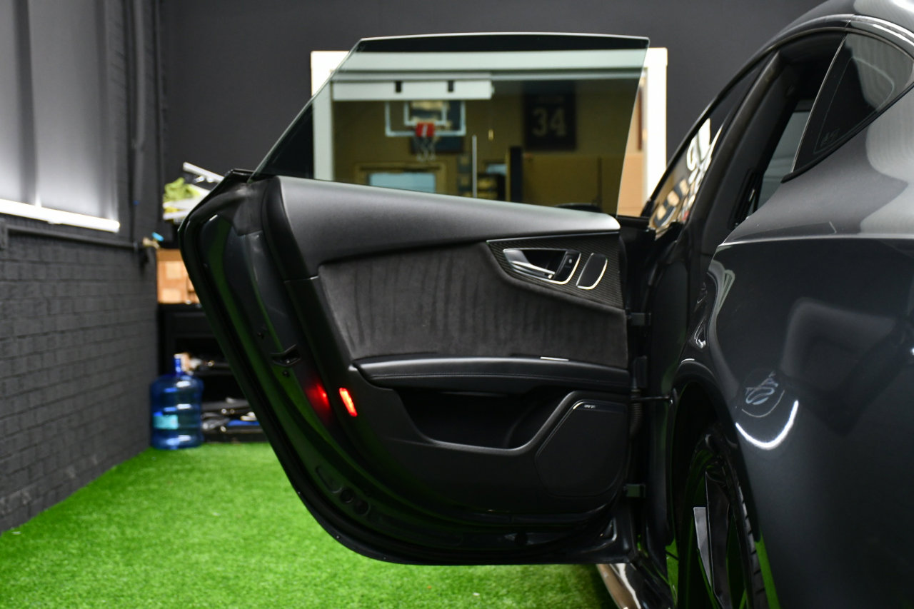 Used 2017 Audi RS 7 Performance w/ Driver Assistance Package image 35