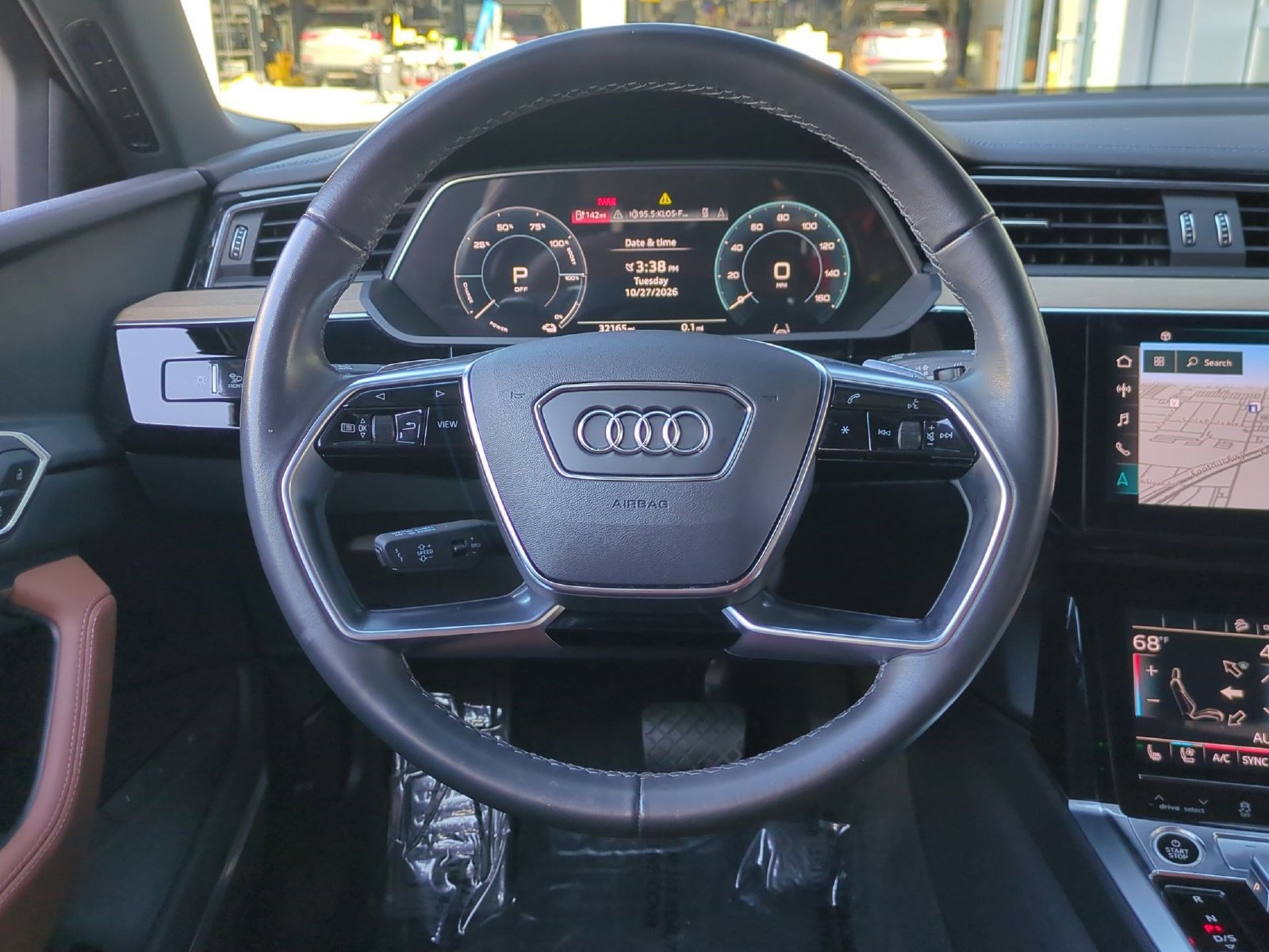 Used 2024 Audi Q8 e-tron Premium Plus w/ Premium Plus Package AWD/4WD image 9