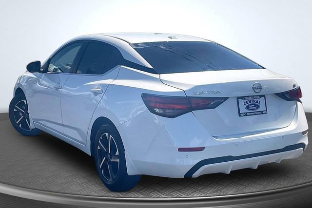 Used 2024 Nissan Sentra SV w/ Trunk Package image 2