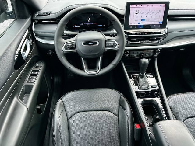 Used 2023 Jeep Compass High Altitude w/ Driver Assist Group I image 24