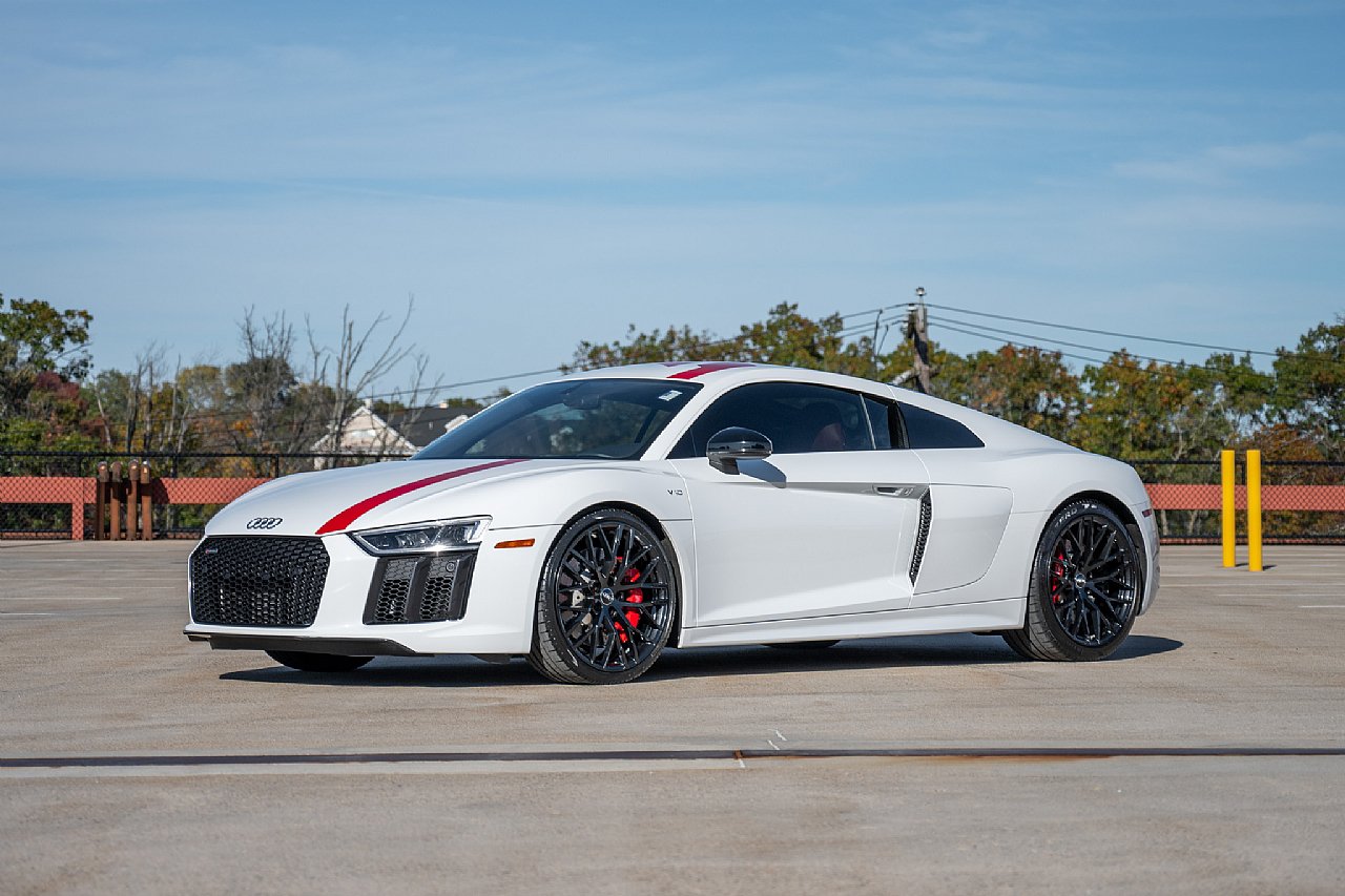 Used 2018 Audi R8 V10 w/ Premium Package