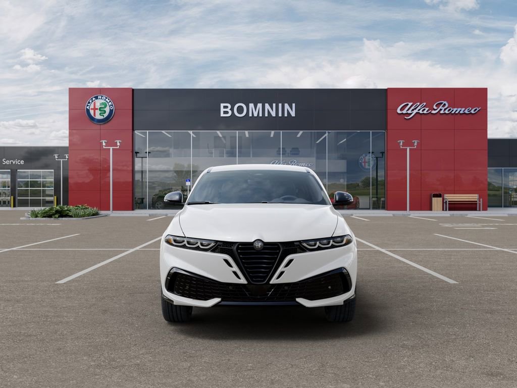 New 2026 Alfa Romeo Tonale w/ Red Premium Package AWD/4WD image 6