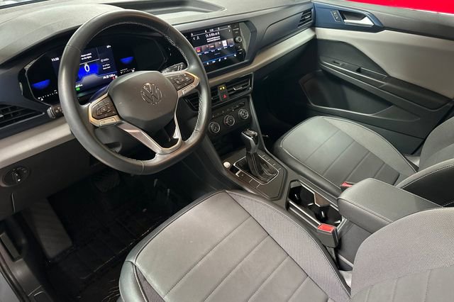 Certified 2022 Volkswagen Taos SE FWD image 12