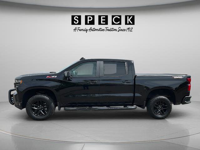 Used 2020 Chevrolet Silverado 1500 LT Trail Boss w/ Midnight Edition AWD/4WD image 2