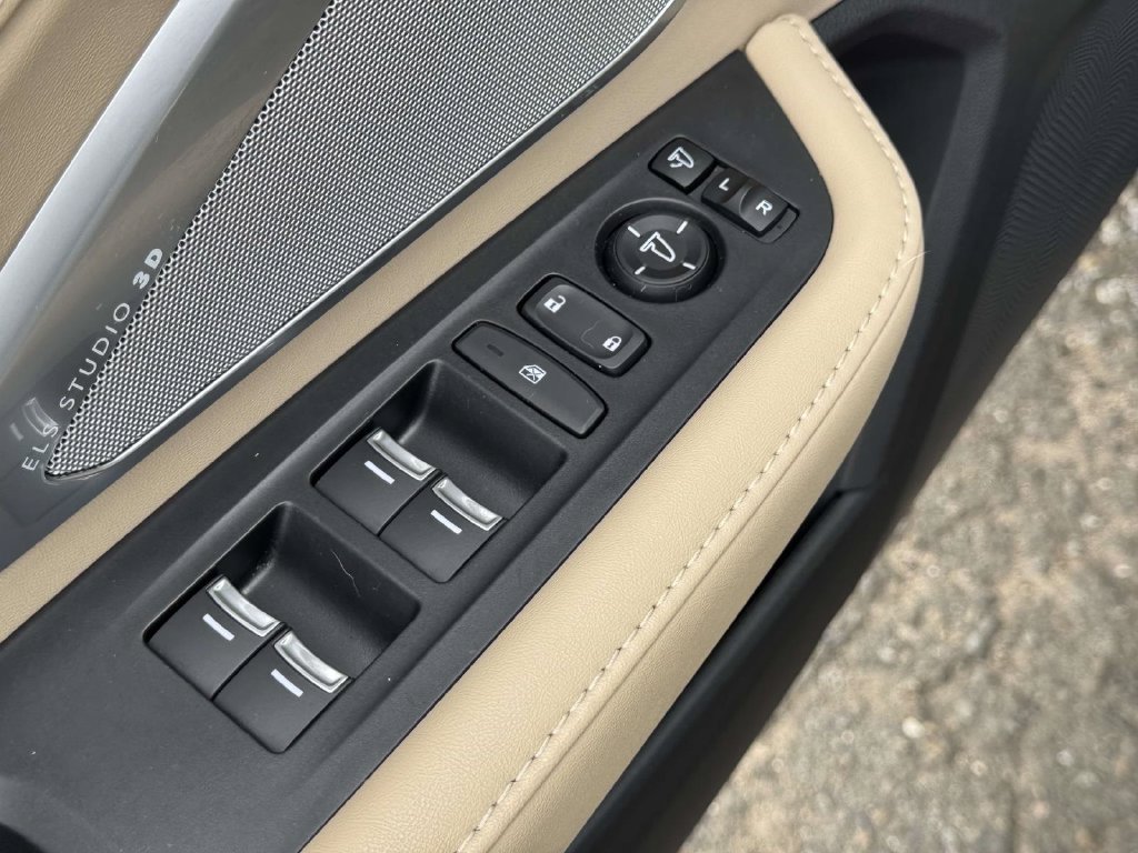 Certified 2023 Acura RDX w/ Advance Package AWD/4WD image 16