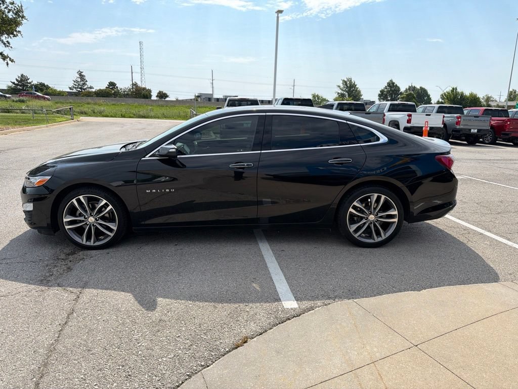Used 2022 Chevrolet Malibu Premier FWD image 6