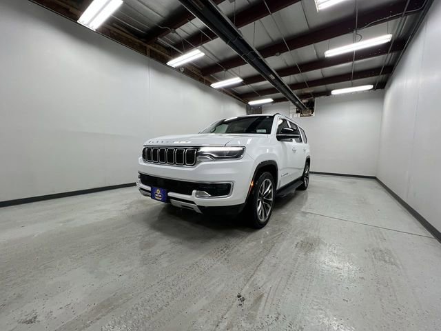Used 2023 Jeep Wagoneer Series II w/ Premium Group I AWD/4WD image 4