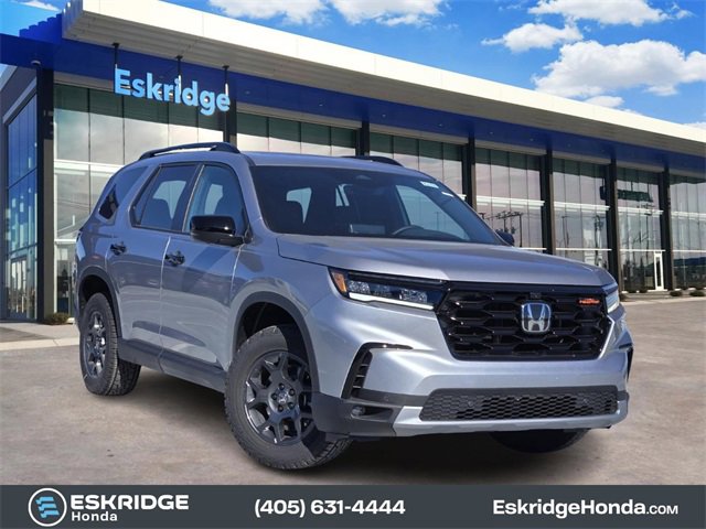 New 2025 Honda Pilot TrailSport