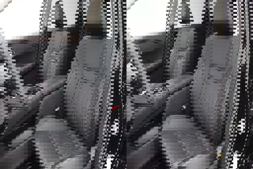 Used 2023 Nissan Rogue Platinum w/ Platinum Premium Package image 17