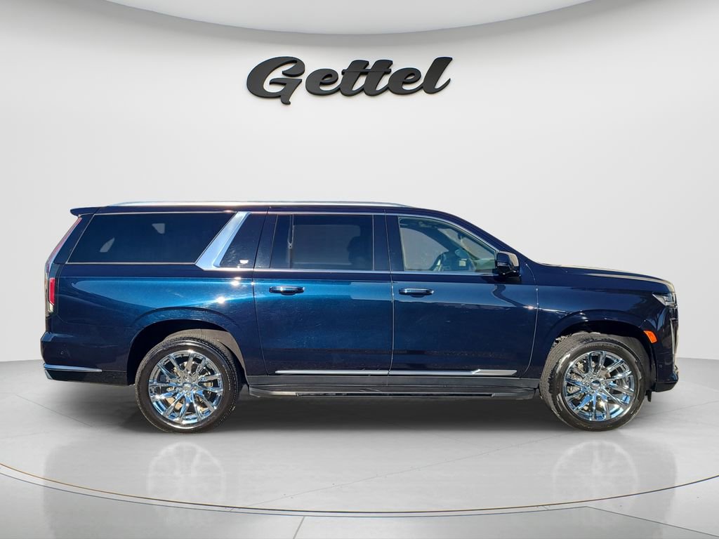 Used 2022 Cadillac Escalade ESV Premium Luxury Platinum w/ LPO, Radiant Package AWD/4WD image 4