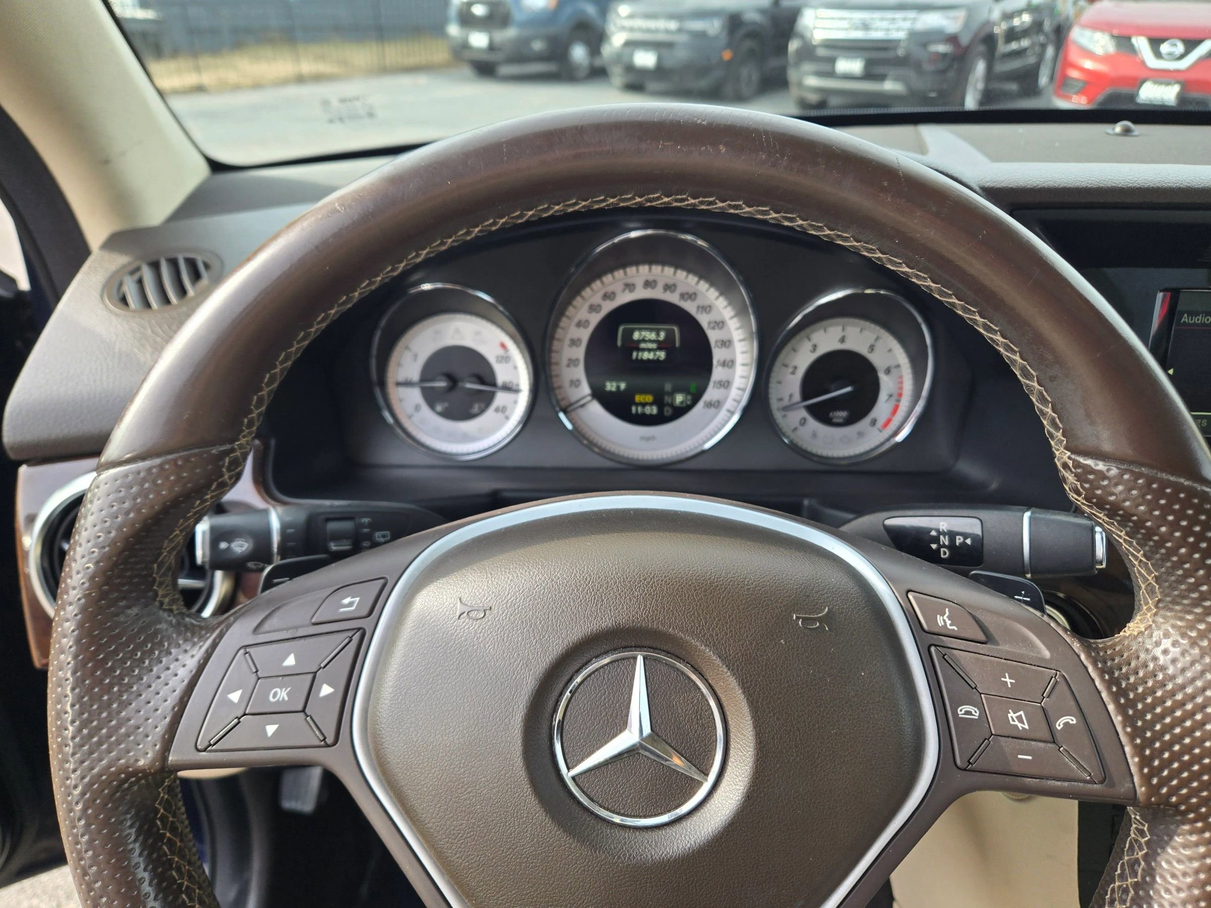 Used 2014 Mercedes-Benz GLK 350 4MATIC w/ Premium 1 Package image 40