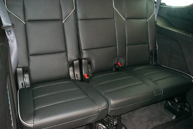 Used 2024 Cadillac Escalade Premium Luxury w/ LPO, Floor Liner Package AWD/4WD image 13