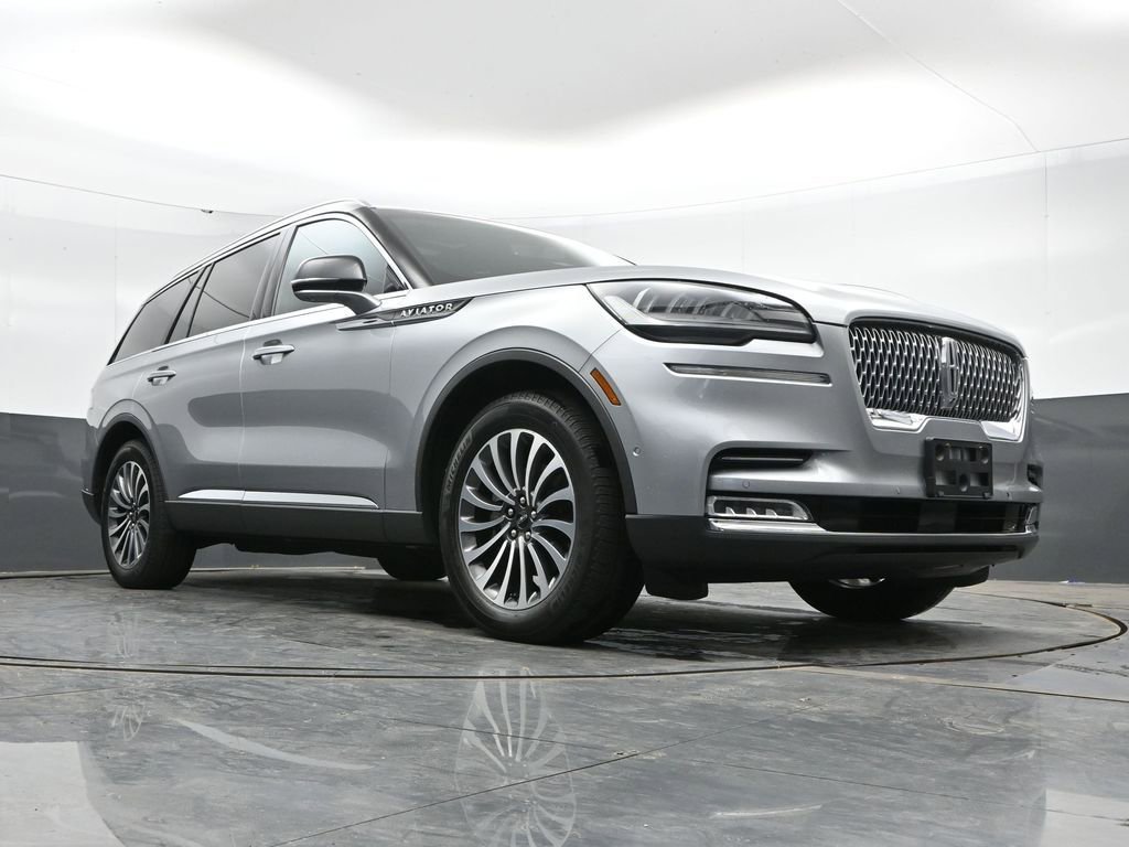 Used 2021 Lincoln Aviator Reserve w/ Elements Package Plus AWD/4WD image 24