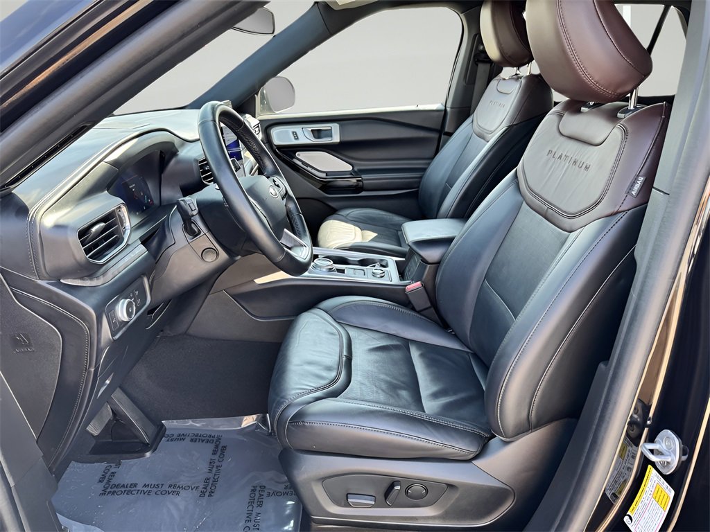 Used 2022 Ford Explorer Platinum w/ Equipment Group 601A image 10