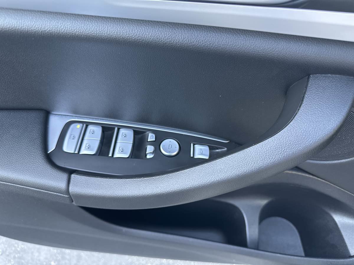 Used 2024 BMW X3 xDrive30i image 37