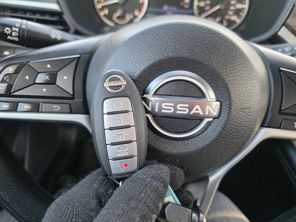 Used 2023 Nissan Altima 2.5 SV image 59