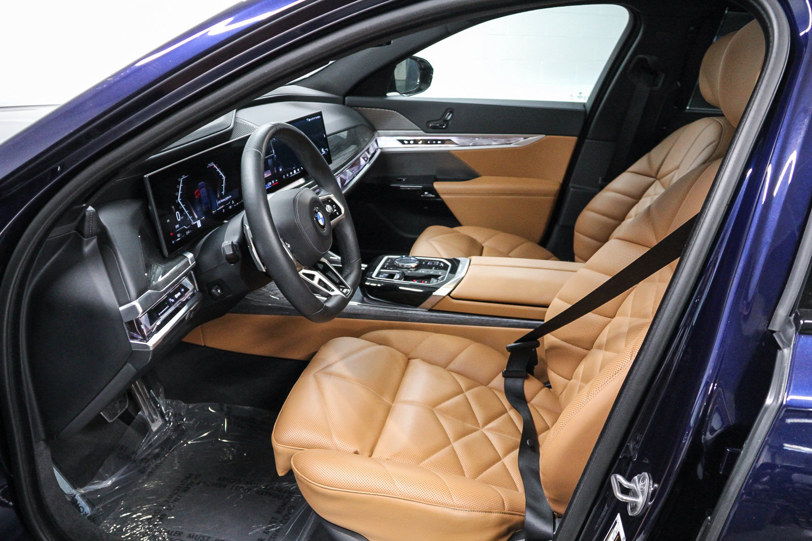 Certified 2023 BMW 740i RWD image 19
