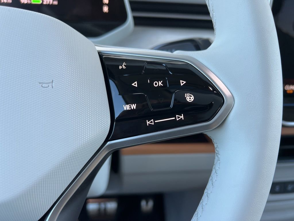 New 2025 Volkswagen ID. Buzz 1st Edition image 17