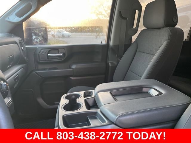 Used 2022 Chevrolet Silverado 2500 Custom w/ Custom Convenience Package image 10