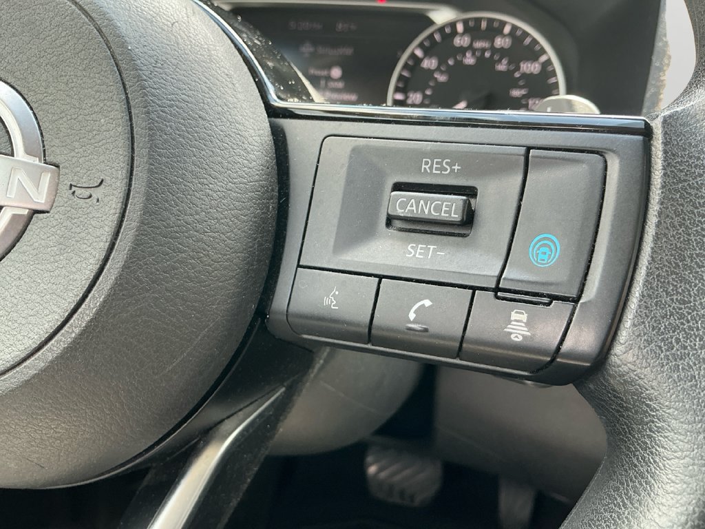 Used 2022 Nissan Rogue SV AWD/4WD image 20