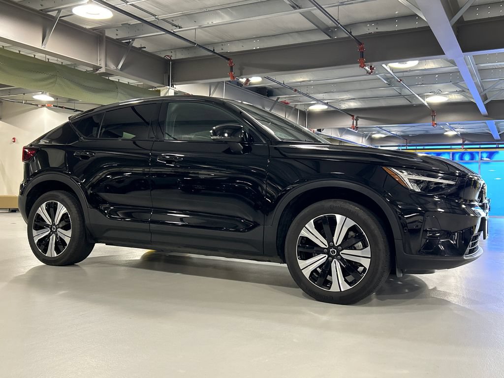 Certified 2023 Volvo C40 P8 Recharge Plus w/ Climate Package AWD/4WD image 1
