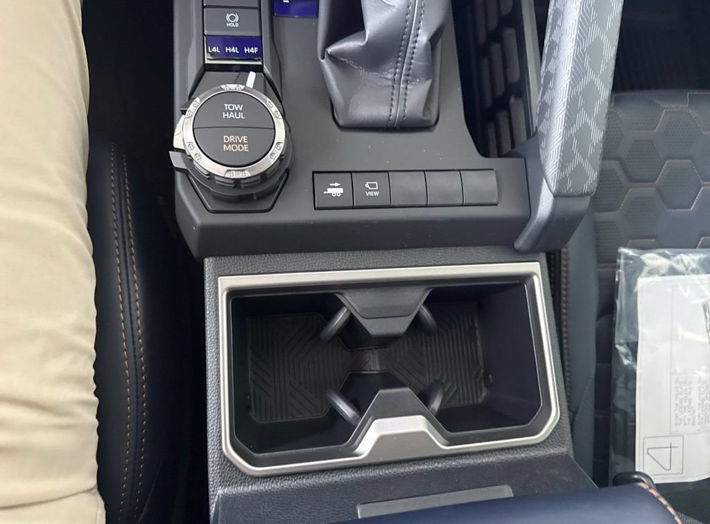 New 2026 Toyota 4Runner 4WD image 25