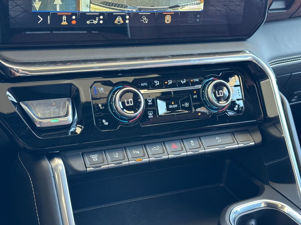 New 2026 GMC Sierra 2500 Denali Ultimate AWD/4WD image 18