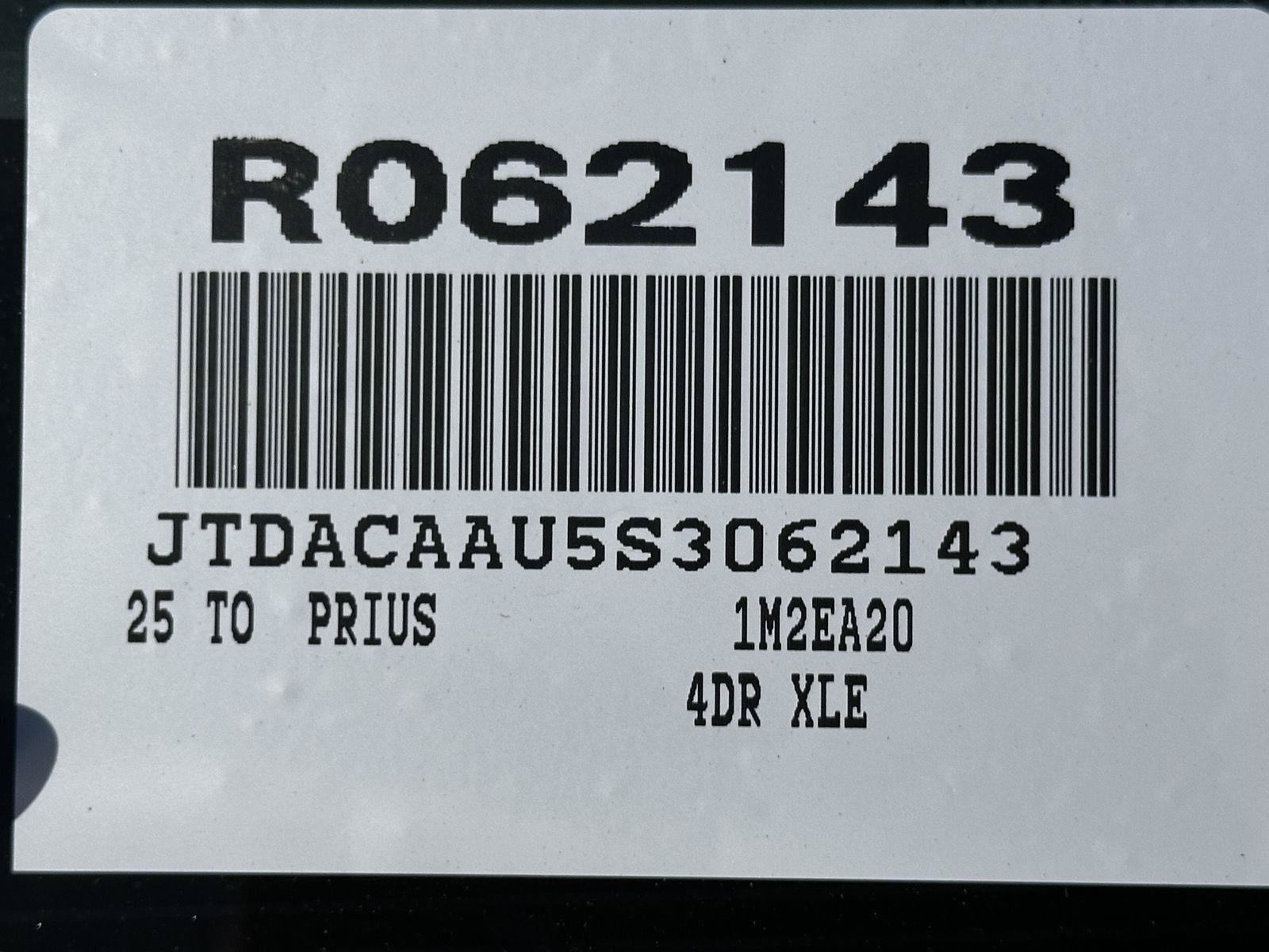 Certified 2025 Toyota Prius XLE FWD image 44
