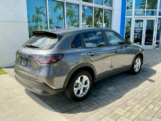 Certified 2025 Honda HR-V LX image 6