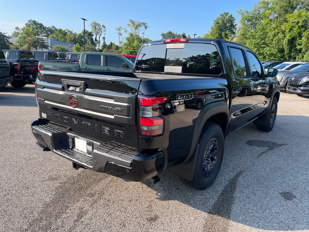 New 2026 Nissan Frontier PRO-4X w/ Tow Package AWD/4WD image 9