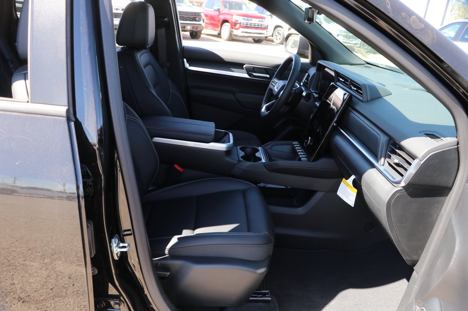 New 2026 GMC Terrain Elevation FWD image 32