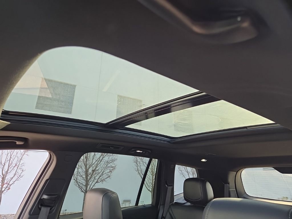 Used 2023 Cadillac XT6 Sport image 18