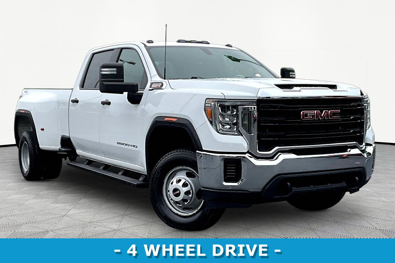 Used 2020 GMC Sierra 3500 4x4 Crew Cab w/ Convenience Package image 3