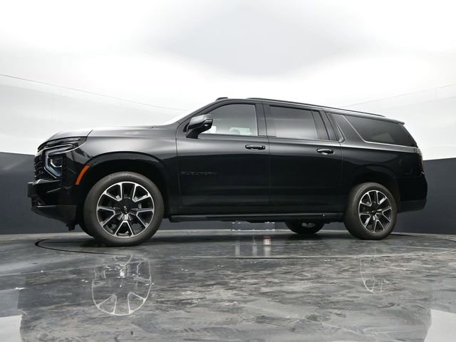 Used 2025 Chevrolet Suburban RST w/ Comfort Package AWD/4WD image 42