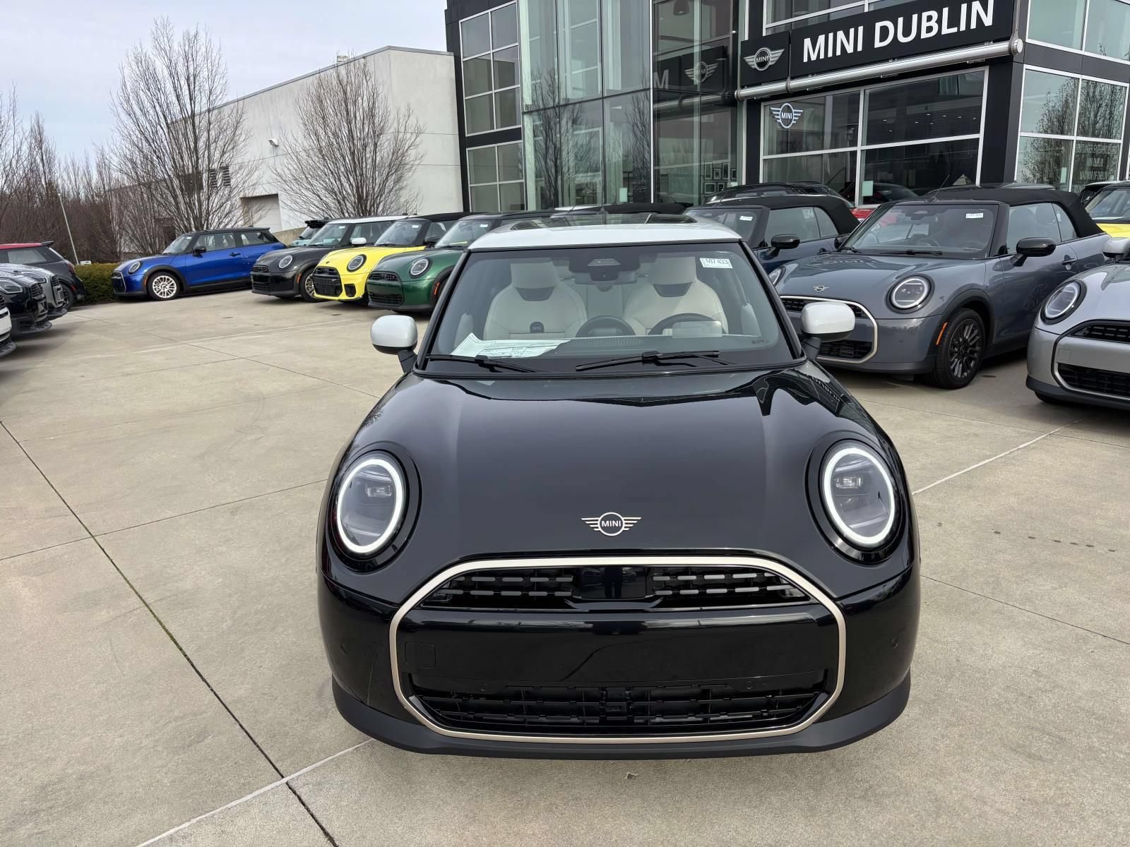 New 2026 MINI Cooper 2-Door Hardtop FWD image 2