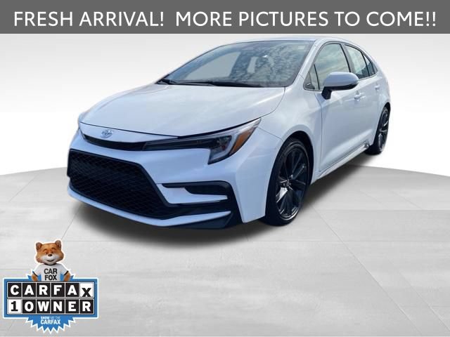 Used 2025 Toyota Corolla SE FWD image 1