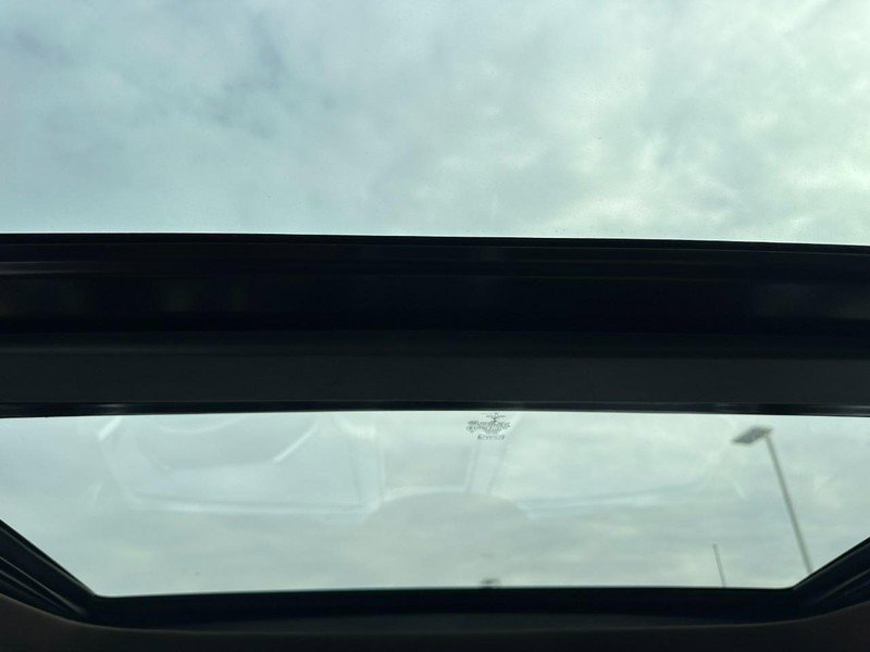 Used 2020 Ford F350 King Ranch w/ King Ranch Ultimate Package AWD/4WD image 12